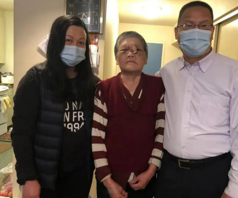 谢肖珍老人与陈德和夫妇。
