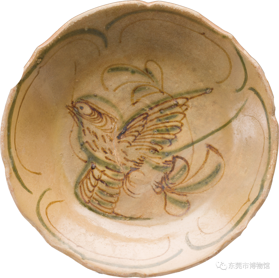 唐 长沙窑青釉褐绿彩飞鸟纹瓷盘