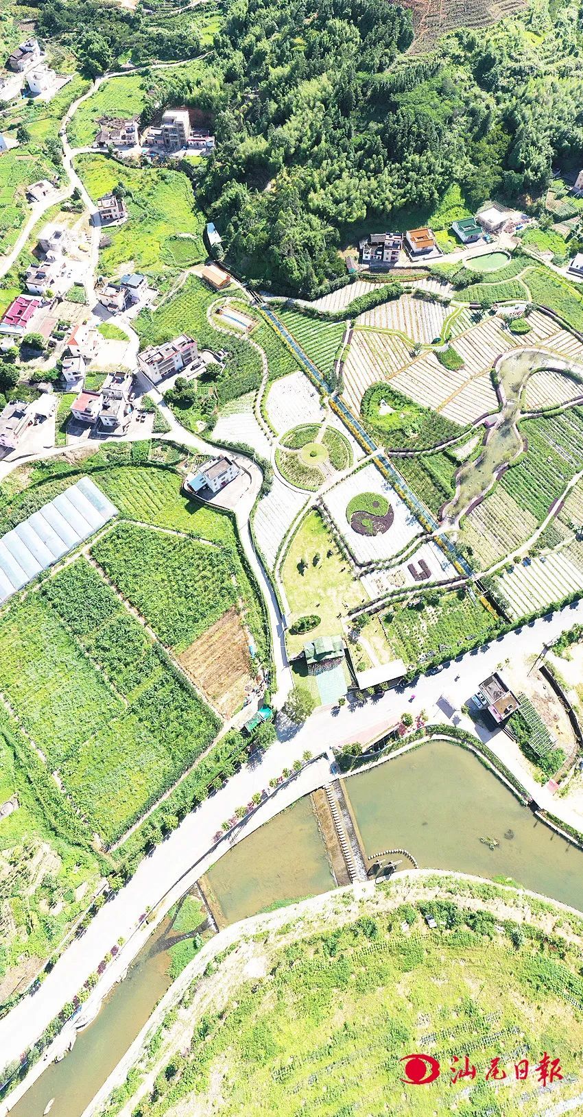 南万镇万全村美如画。 南万镇万全村美如画。