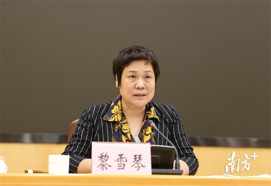 秘书长赖少瑜,市民政局党组书记,局长黎雪琴及各有关市直单位领导出席