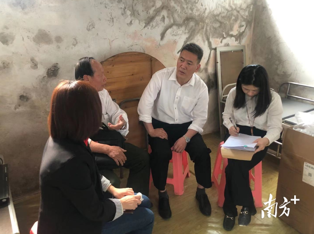 潮州中院执行局提供司法救助，为群众解决燃眉之急。受访单位供图