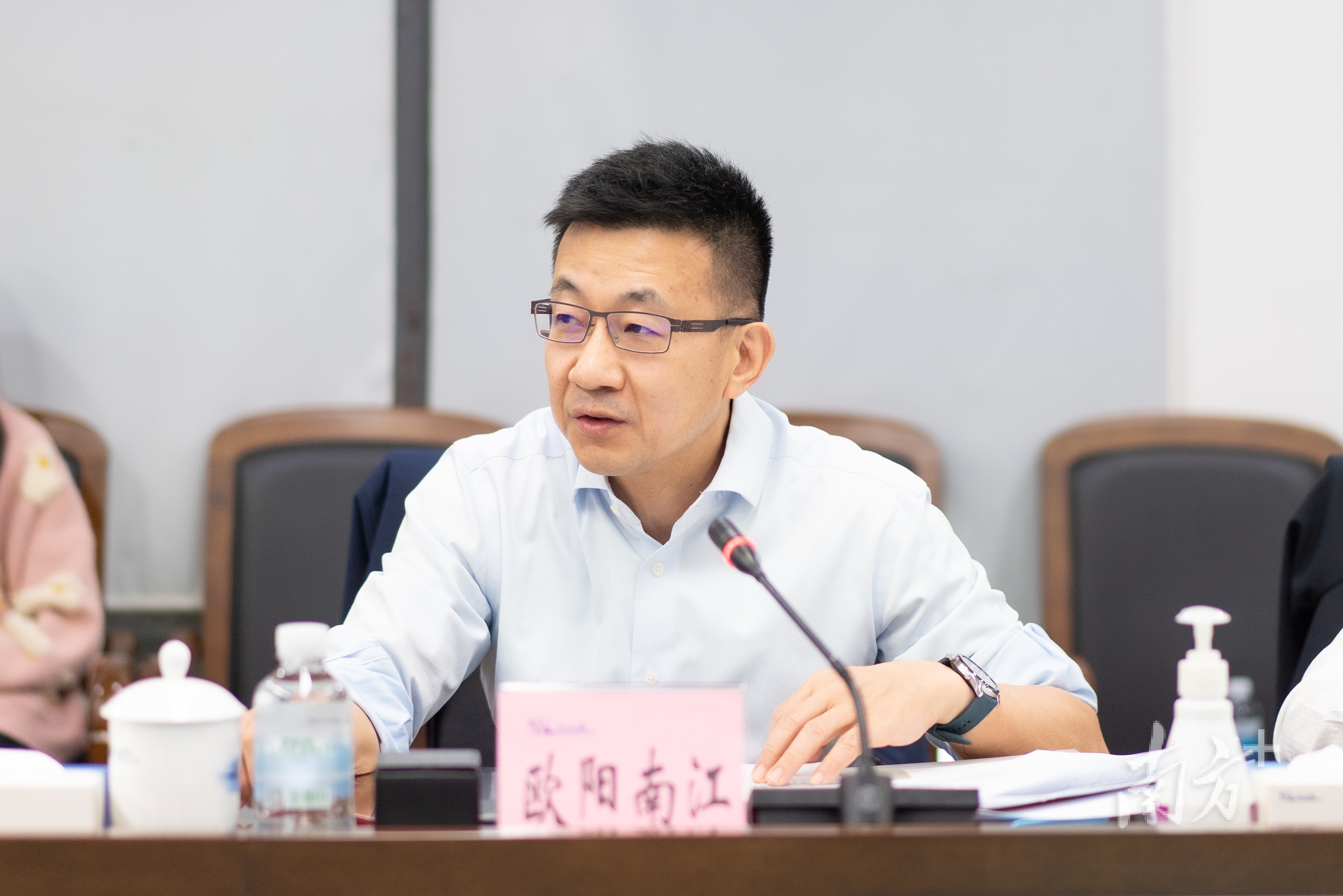 松山湖党工委副书记、管委会主任欧阳南江。