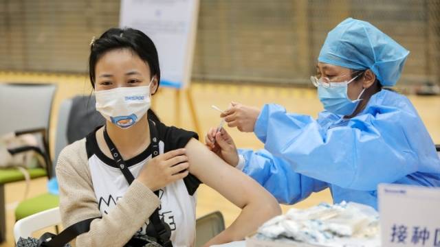 图集｜送“苗”上门，深圳腾讯员工集中接种新冠疫苗