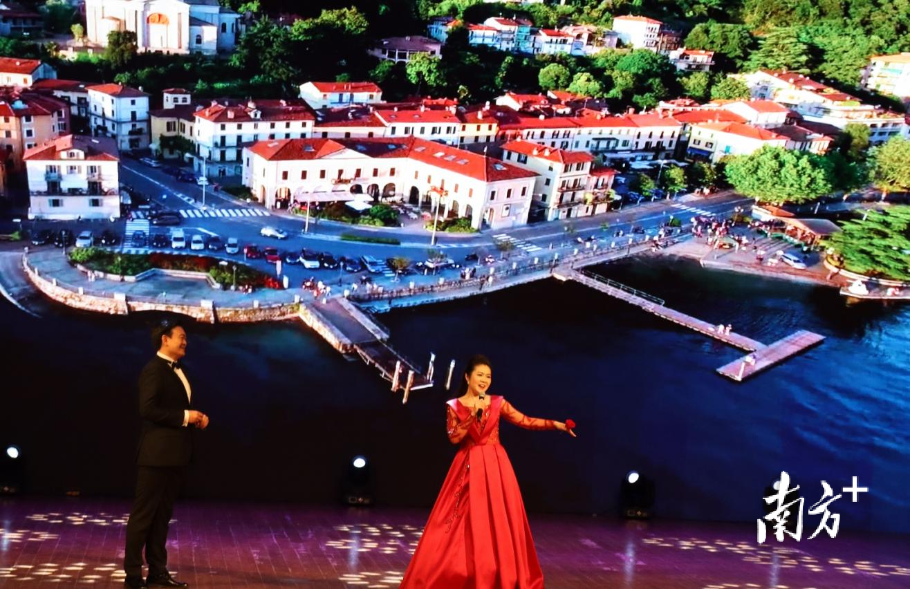 威尔第歌剧《茶花女》演唱现场。