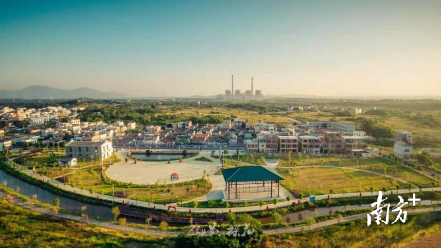 俯瞰东尾村。吴伟楷摄