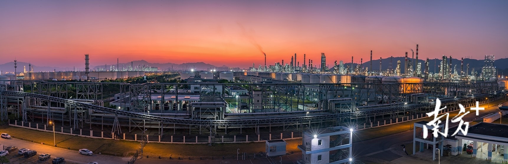 大亚湾石化区不断延长产业链,向中下游拓展。谢开凯摄