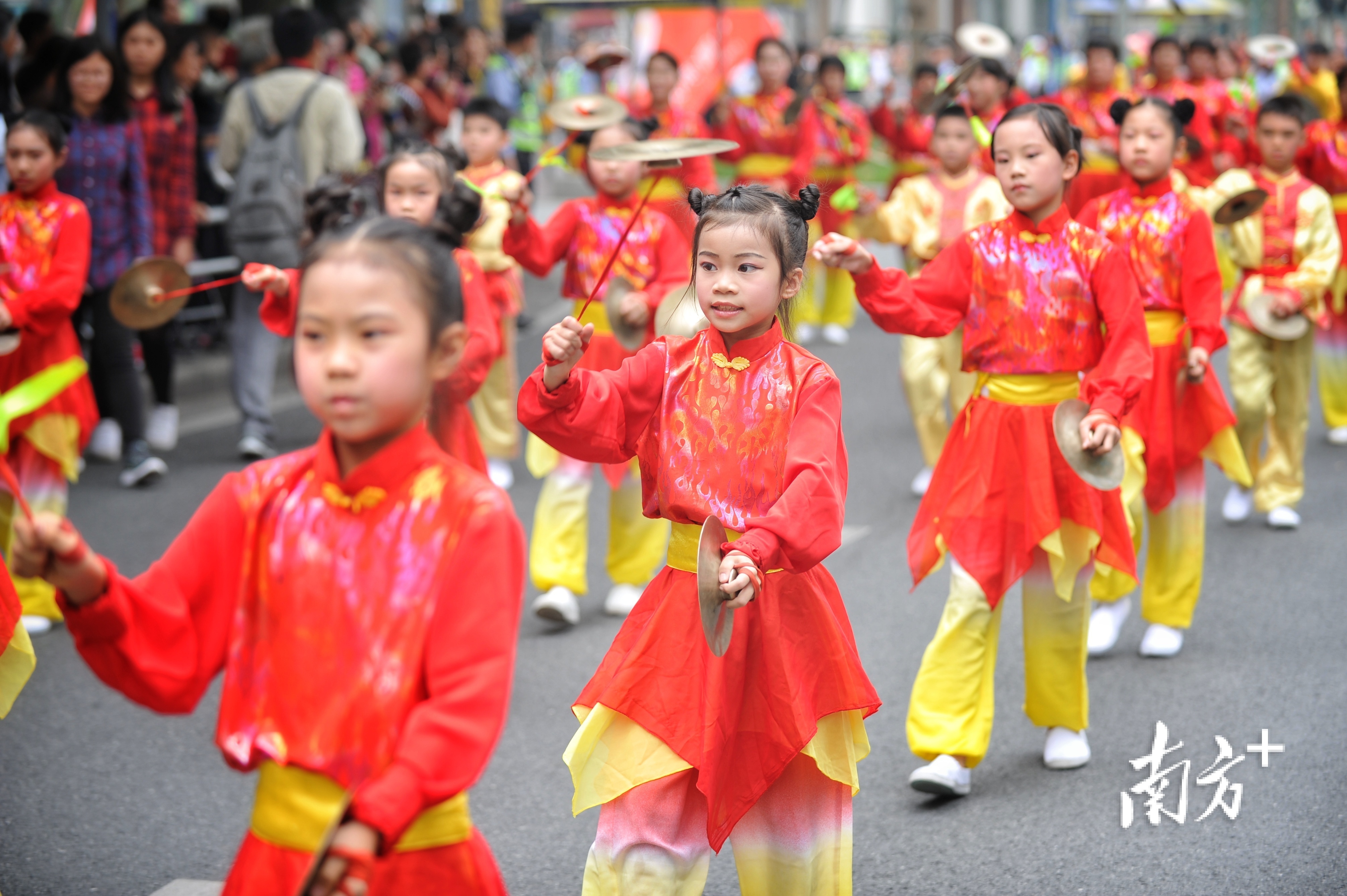  北帝诞巡游。南方日报记者 戴嘉信 摄