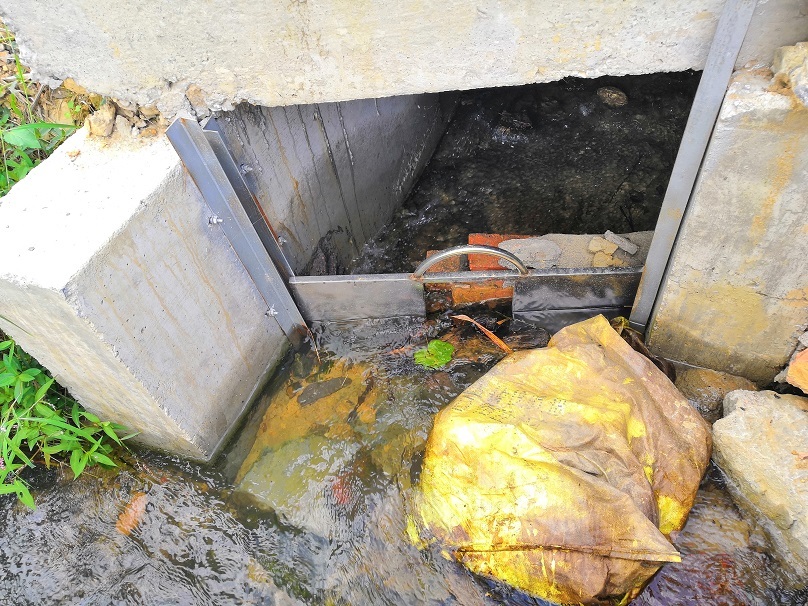 连溪村水圳活动水阀 连溪村水圳活动水阀
