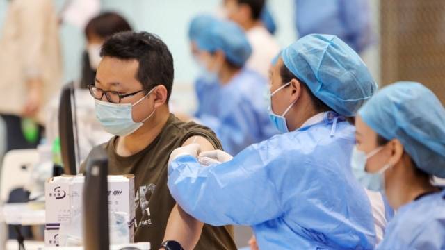 21天还没满，新冠疫苗第二针能提前打吗？广东疾控权威专家答疑