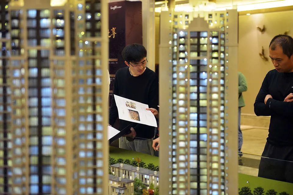 ▲2021年3月，广州新房和二手房的房价涨幅领跑全国。（IC photo/图）