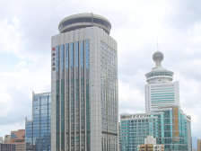 深圳的“快”与“慢”