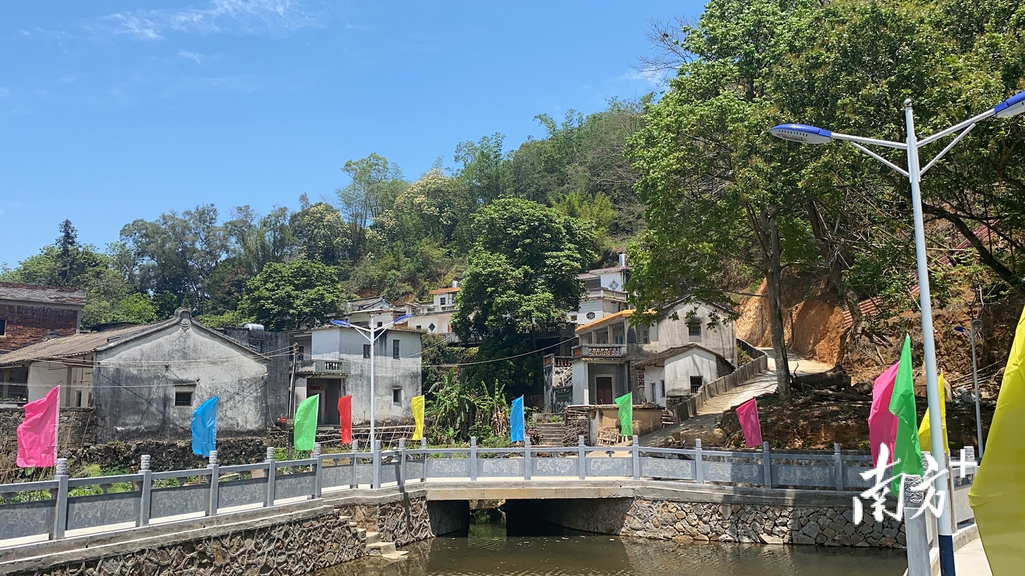 松水村容村貌得到提升。