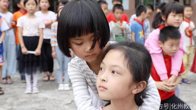 有你就幸福！关爱留守儿童点点滴滴