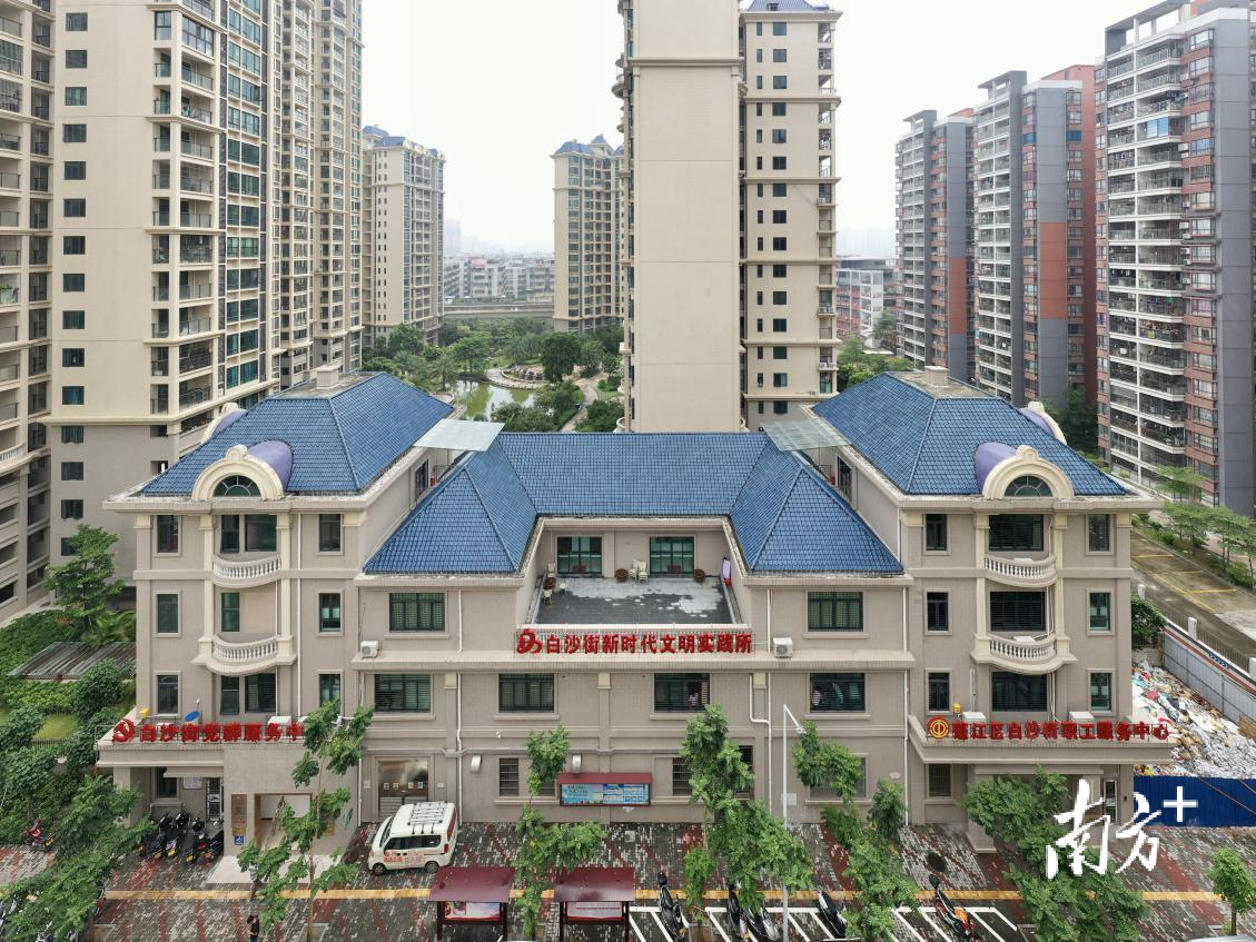 白沙街道“五合一”综合服务阵地。