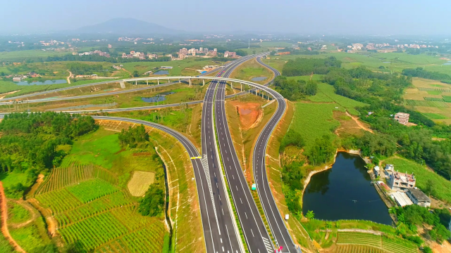 汕湛高速：化州乡村振兴“大动脉”