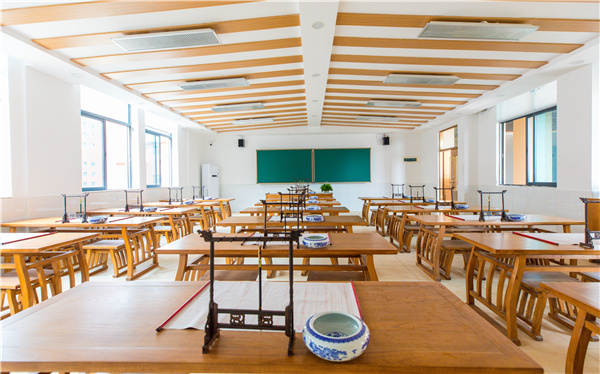  国学室。