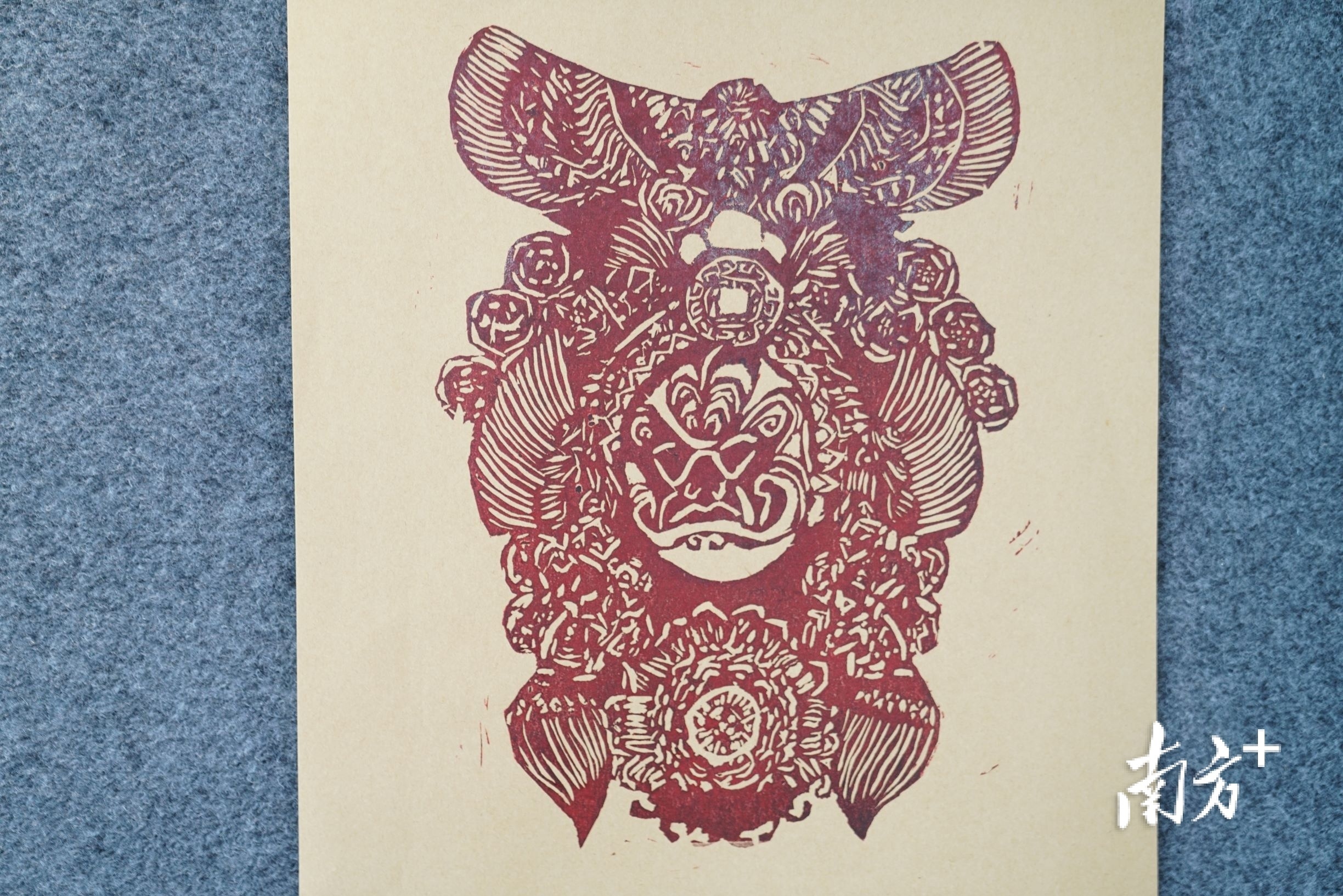 版画作品制作精细。 版画作品制作精细。