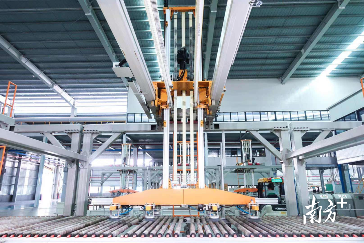 新明珠智能制造工厂。 新明珠智能制造工厂。