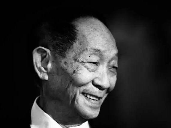 袁隆平:一位人民英雄的一生