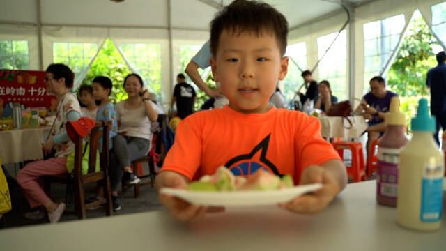 沿着高速看中国（广东）：带着萌娃吃石榴！南都开团带你寻味广州