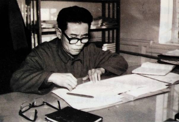 中国核潜艇首任总设计师彭士禄: "我充其量就是核潜艇上的一枚螺丝钉"