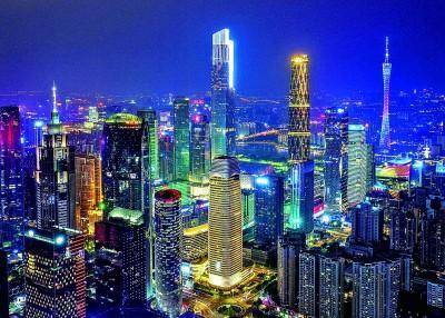 广州珠江新城城市新中轴线夜景。新华社发
