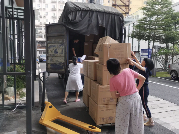 战疫中“隐形”的物资官：保障好一线“粮草”，是我的职责！