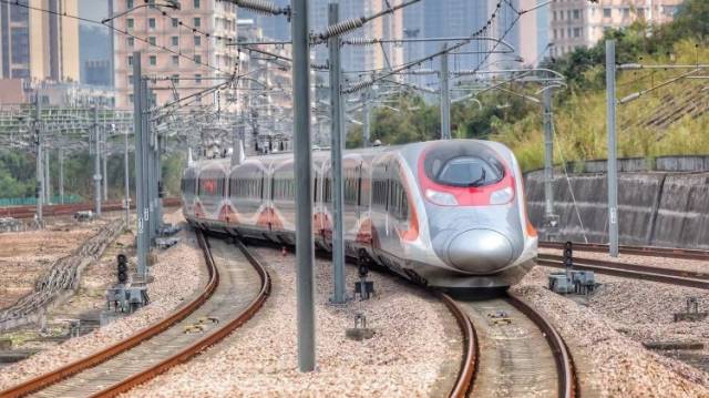 广铁集团：端午假期广东省内铁路客流不会出现聚集性高峰