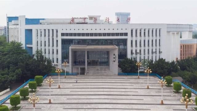 金牌专业⑮丨曾志嵘：选择温暖崇高的医学，投身人类大健康事业