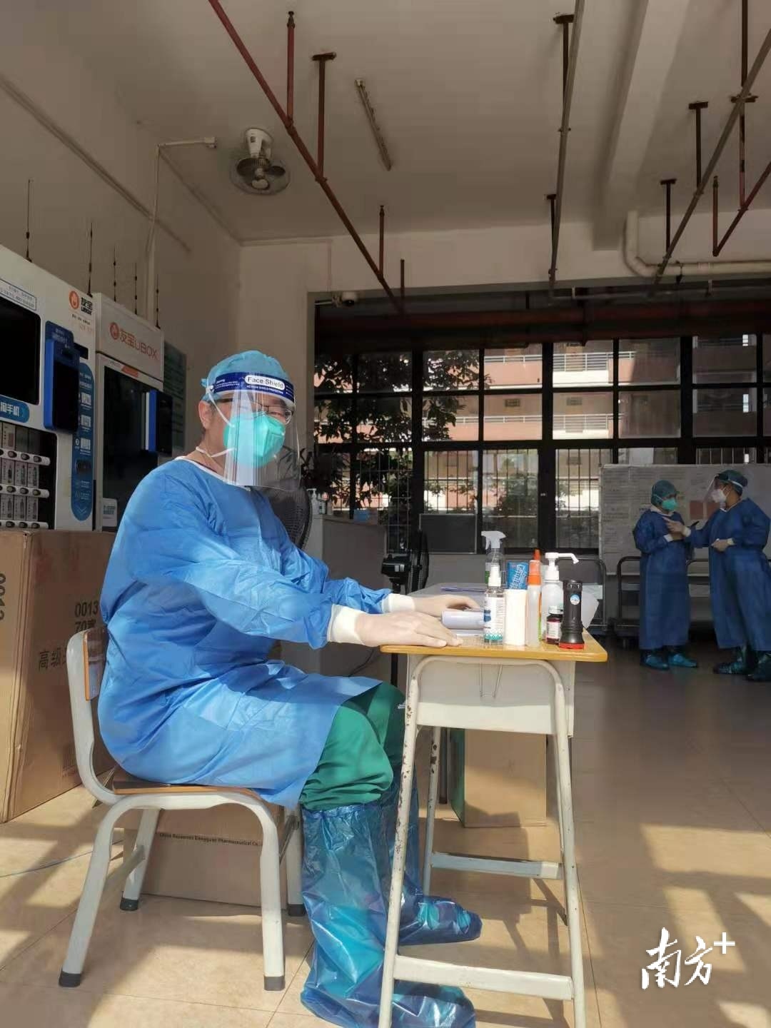 48名派驻广州新华学院（东莞校区）“楼栋医生”今天撤离