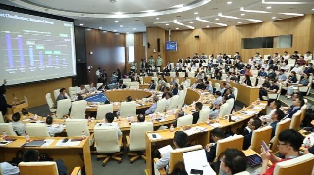 中外大咖论道！3分钟带你回顾2021人工智能与机器人国际研讨会