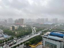 南方连线丨河南郑州暴雨现场，市民现场实拍一线汛情