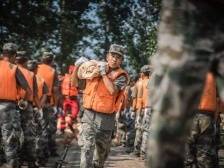 在河南抢险的肇庆籍战士：为堵住决口，连续奋战超40小时