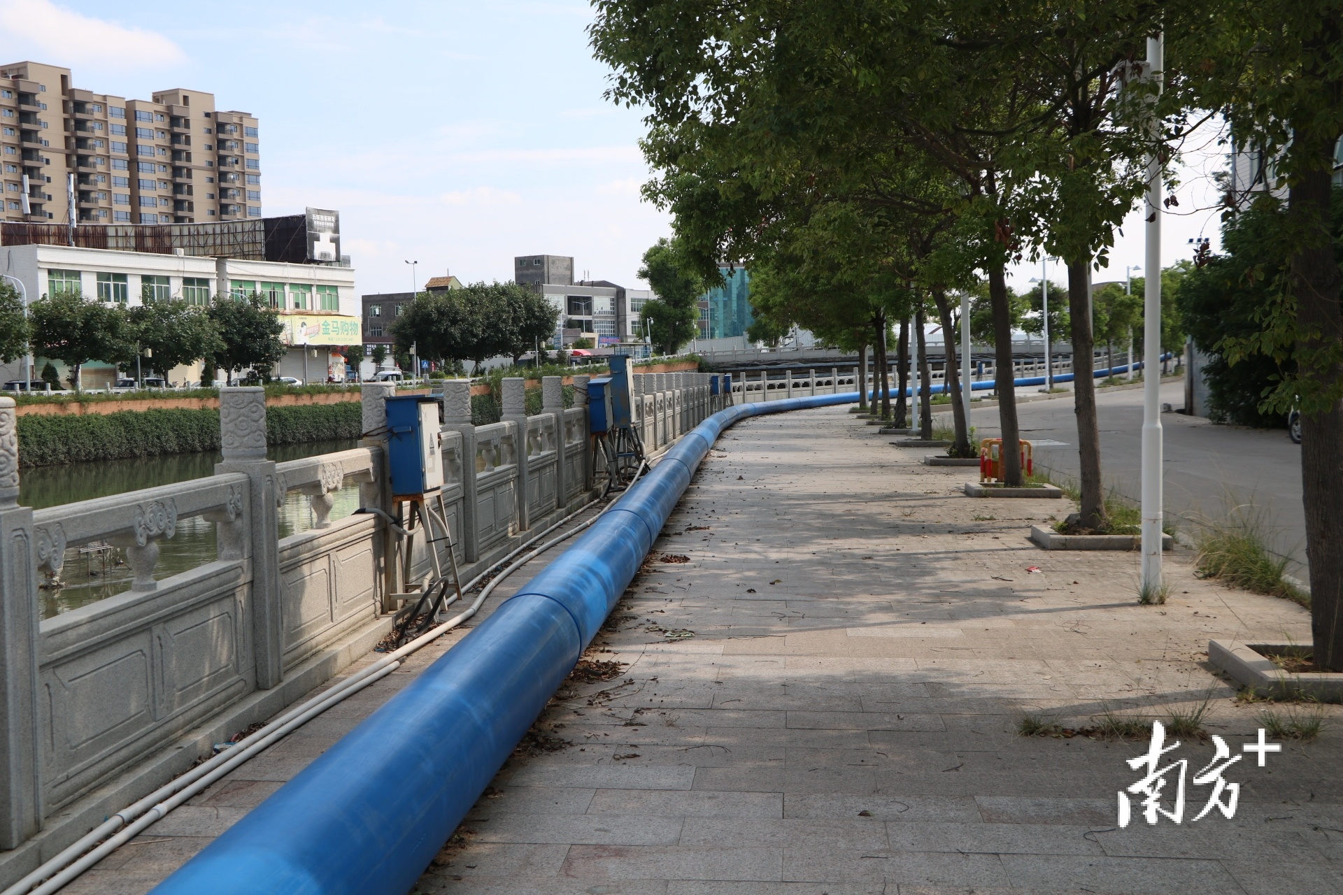 联通第一和第二污水处理厂的部分干管。 许钰敏 摄
