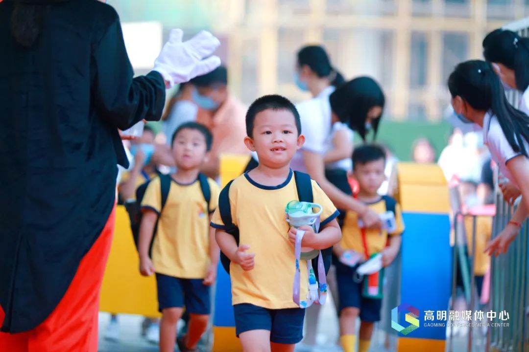 高明区蓓蕾幼儿园。