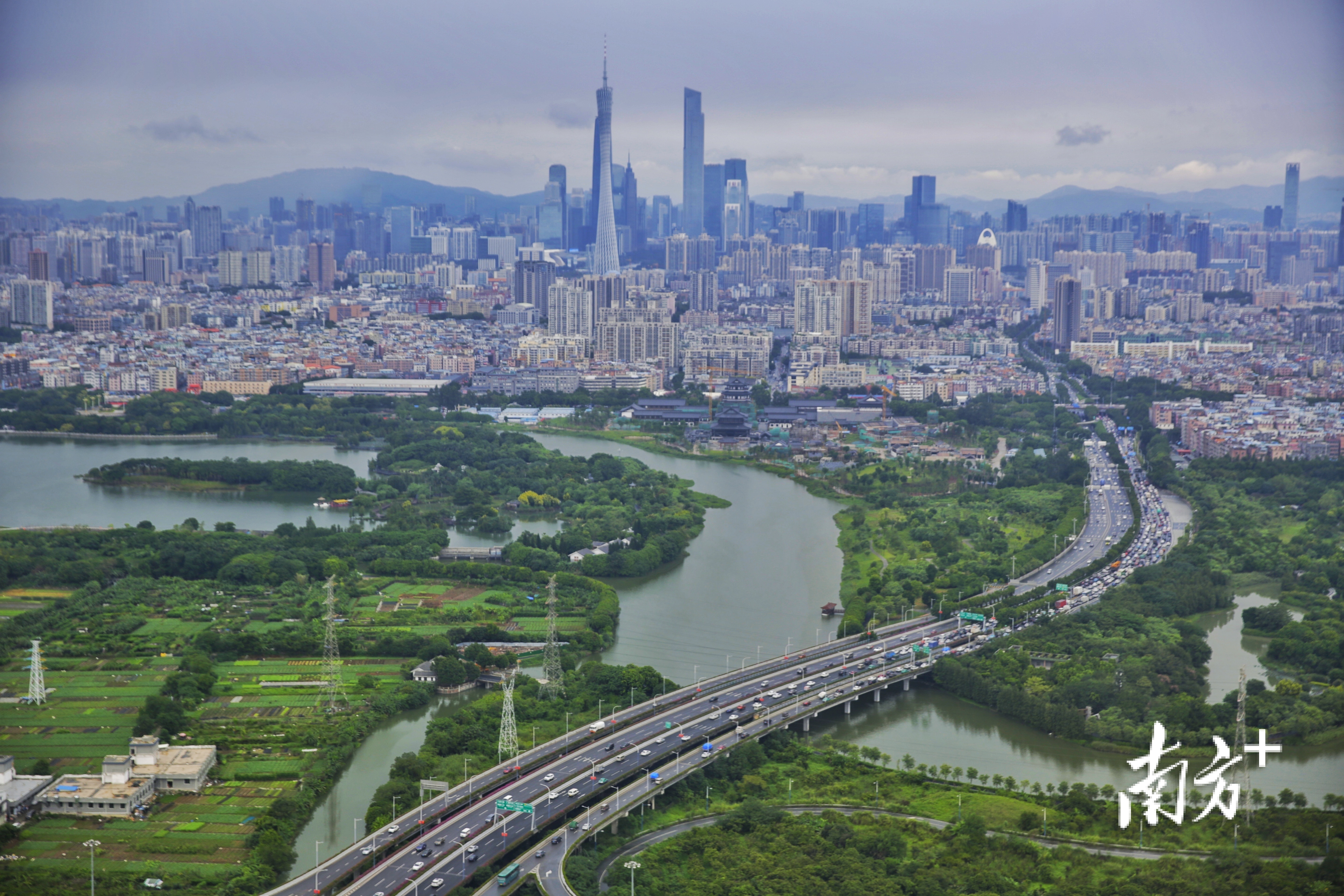 开业十年的广州太古汇始终保持零售生态的昂扬活力