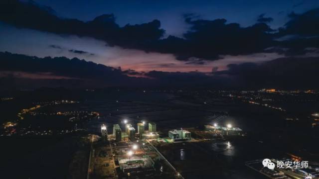 汕尾校区夜景