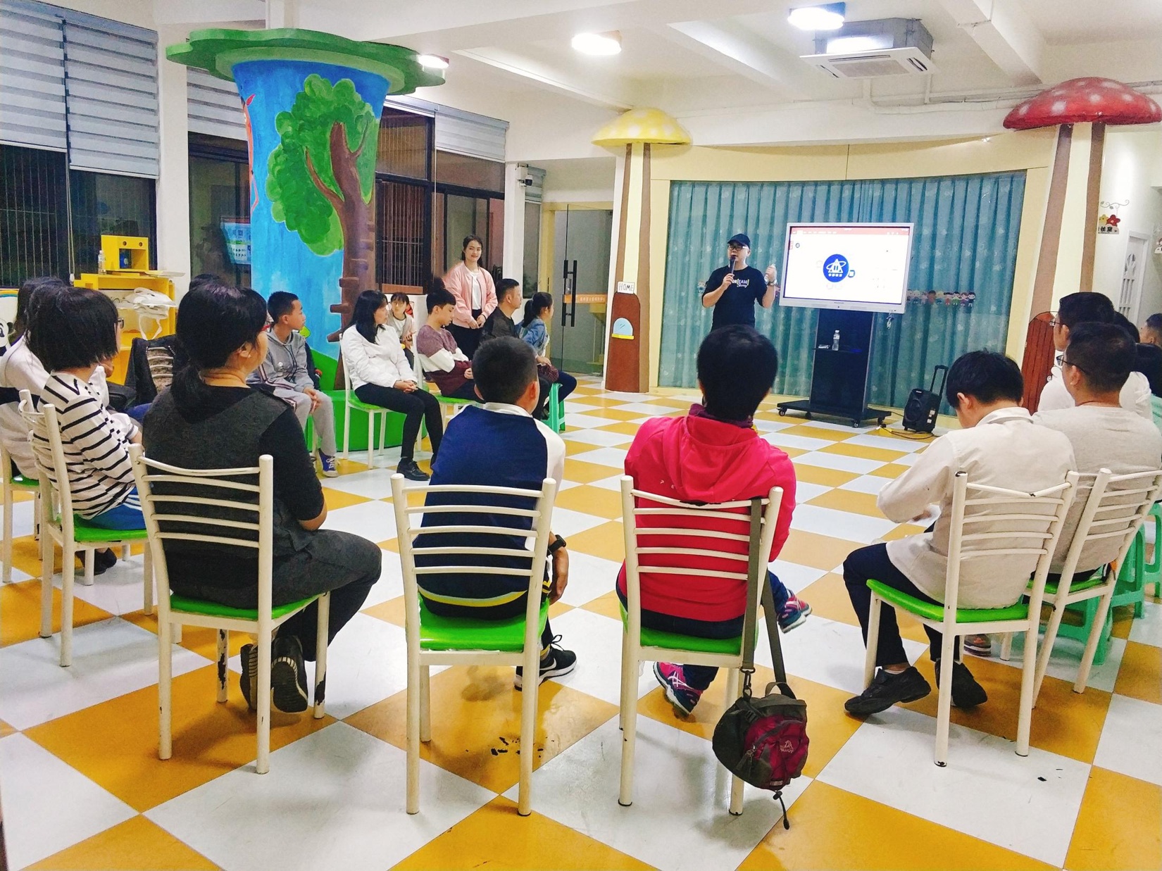 未来三年潮州将培育千名青少年志愿心理辅导员