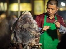 梅州“丰顺石雕大师”徐代铭：十多年坚守初心不变 一把刻刀将顽石变传世之作