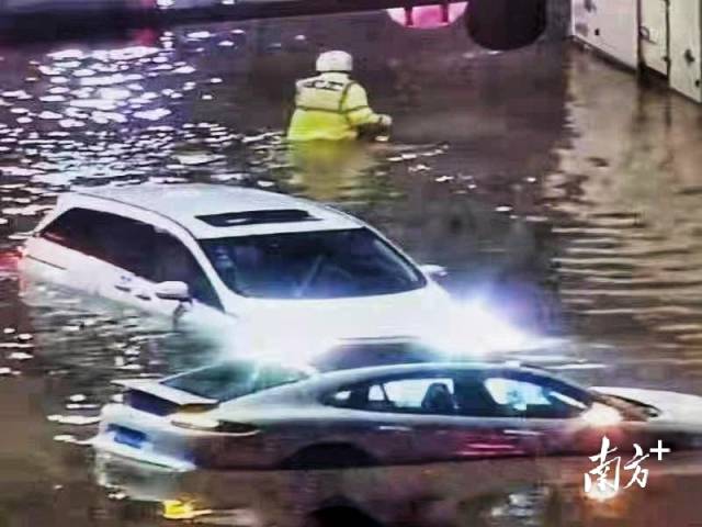 暴雨灾害频频来袭 水淹车 受损房屋如何理赔 南方plus 南方