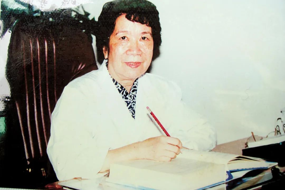 眼科学专家李绍珍 眼科学专家李绍珍