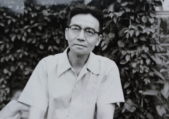 建筑学家、美术家梁思成 建筑学家、美术家梁思成