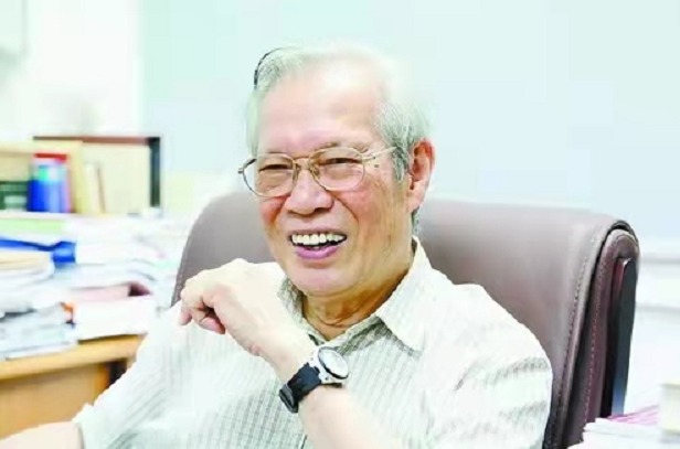 光谱化学家黄本立 光谱化学家黄本立