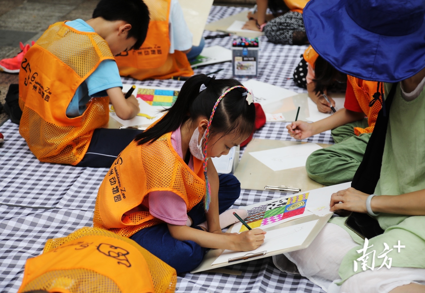    南方+ 符超军 拍摄