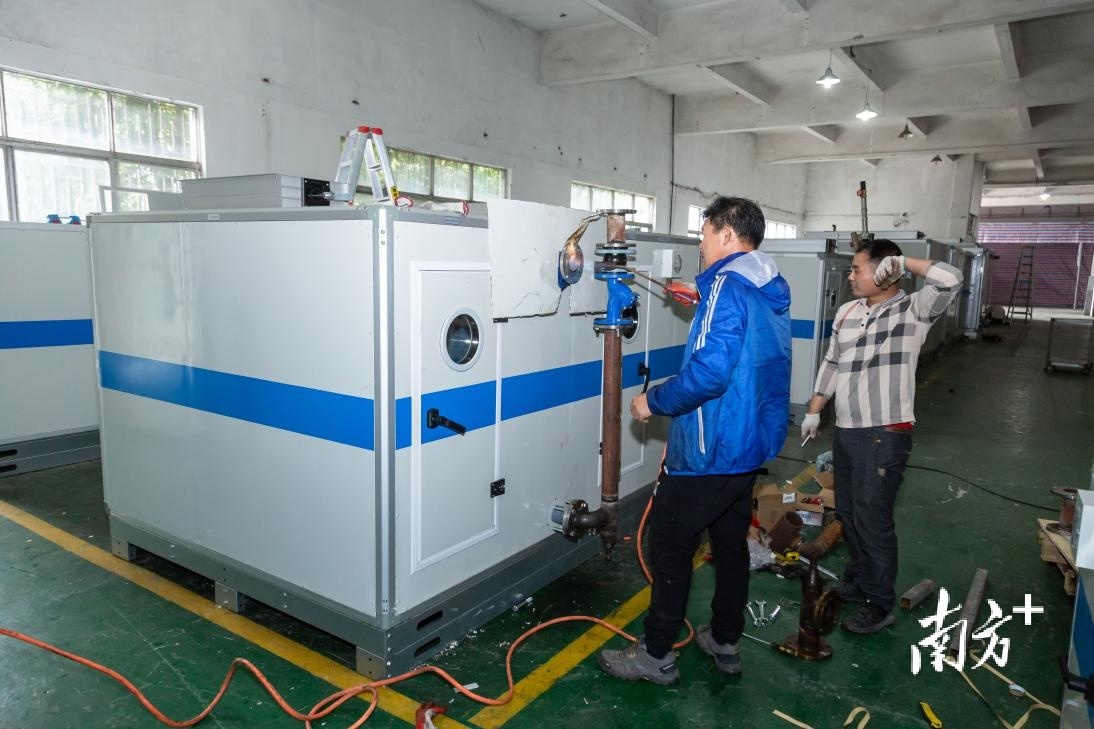 佛山制造真正庞大的身躯,是最容易被人们所忽视的冰山下的规下企业。 佛山制造真正庞大的身躯,是最容易被人们所忽视的冰山下的规下企业。