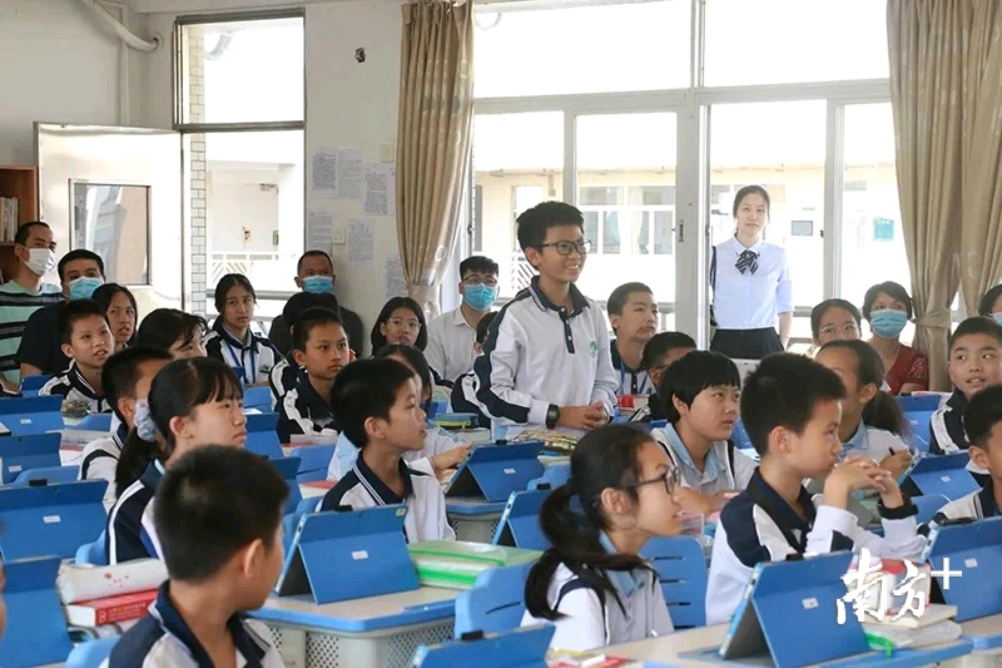 南方+ 孙俊杰 拍摄