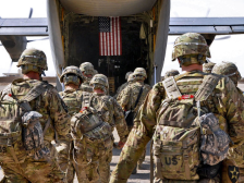 美军撤离阿富汗前不忘摧毁装备，最高单价逾千万美元