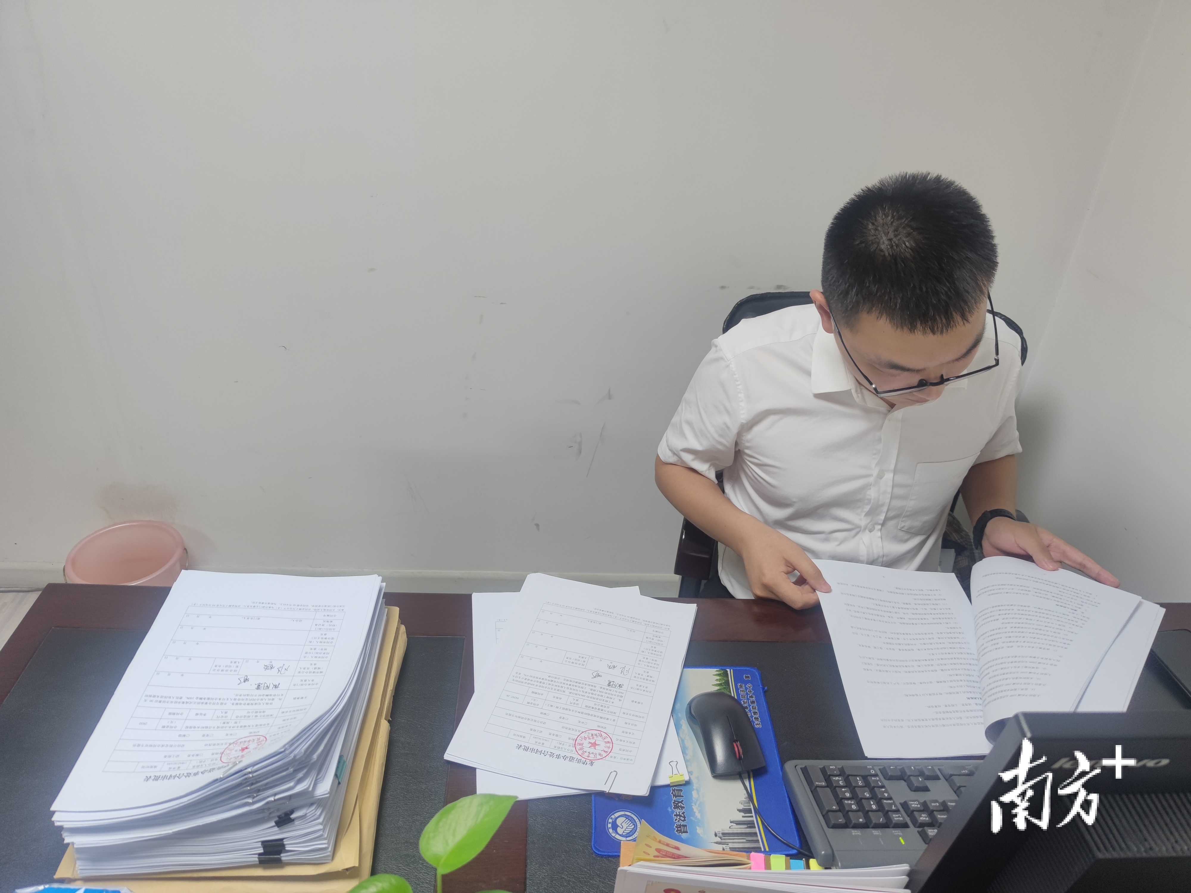 "现场审计发现的每一个问题,不管是大问题还是小问题,我们都会联合