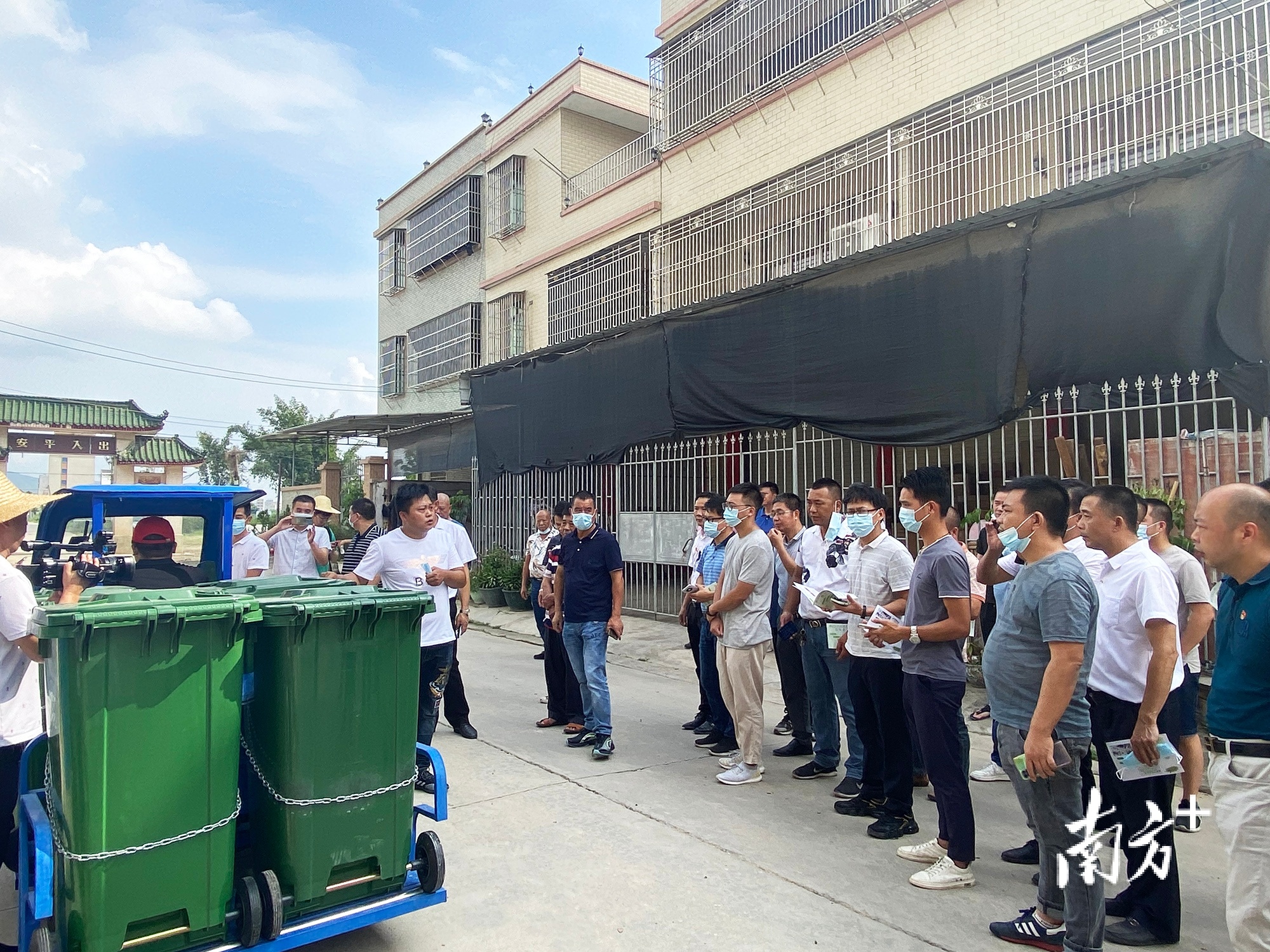 潮安区召开农村生活垃圾分类试点现场会。南方+ 纪金娜 摄
