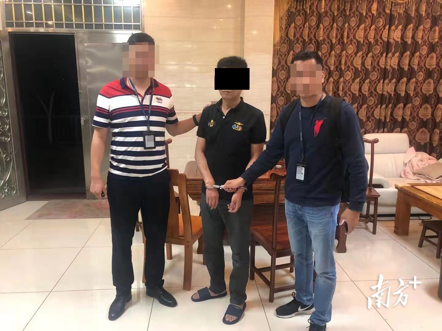 中山警方对黄圃镇潘紫欣、梁湛华涉黑恶犯罪团伙成员开展抓捕。&nbsp; 彭赛苗 供图